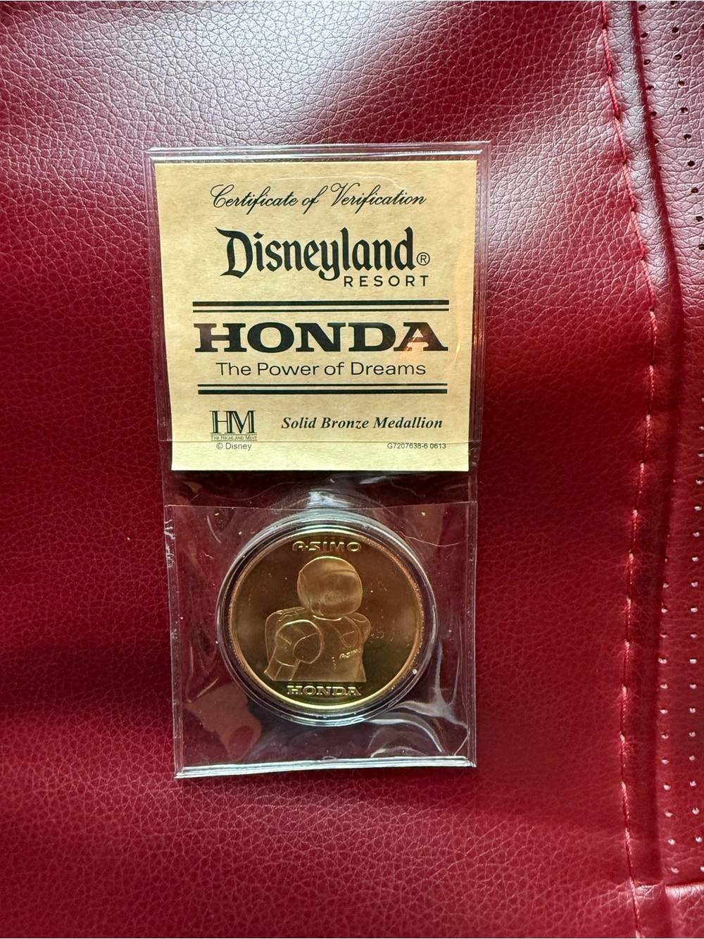 NEW D23 Disney ASIMO Honda Disneyland Innovations Solid Bronze 1.5'' Medallion